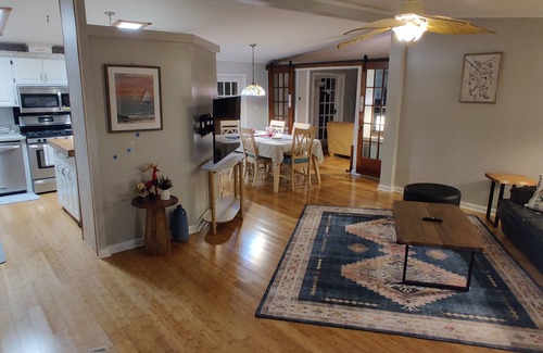 Long Neck House | RANCH WITH CACTUSES