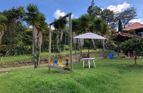 Rionegro Ski Chalet | Rancheria Loft Chalet, lago privado