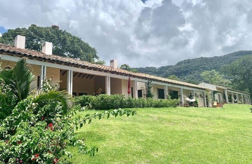 Naolinco House | Rancho El Salto: With Waterfall View in Veracruz