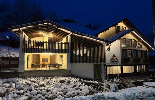 Moeciu de Sus House | Ranger Chalet