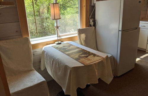 Port Matilda Condo | Rare 2 bd creek front 15 min drive to State College (PSU)