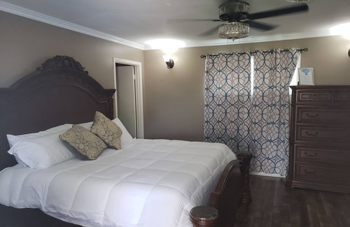 Westlake House | Rare- Cheerful, Family 3BR home with pool, Close to Golf Course & Casinos!