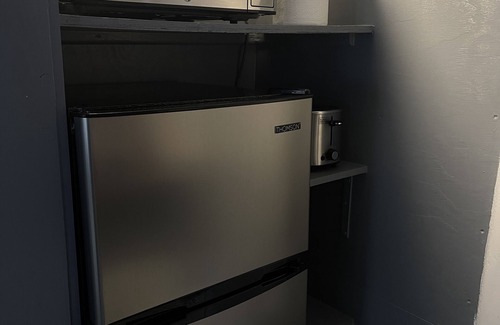 Florence House | Rare Find Downtown Florence 2 Br