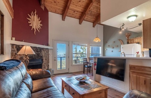 Tahoe Village Apartment | Rare Heavenly 2BR*Lake Views*Shuttle Access*Dog OK