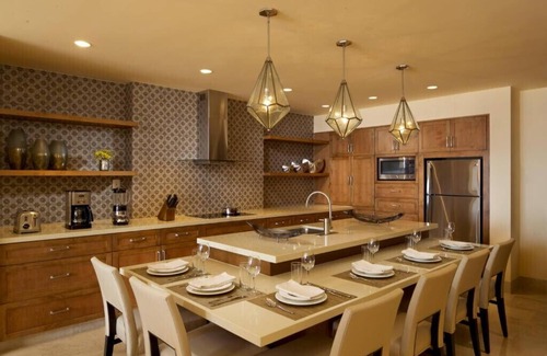 Los Cangrejos II y III Condo | Rare Penthouse at Grand Solmar Rancho San Lucas Available for Thanksgiving Week!