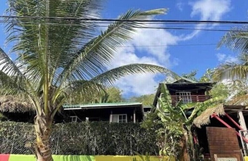 Boston Bay Apartment | Rasta Villa B&B