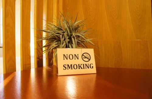 Wat Bowon Niwet Hotel | Ratchadamnoen Residence