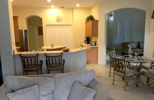 Tuscan Ridge House | RATES REDUCED Close to Disney. 5 Star home. Fantastic pool area, large lanai.