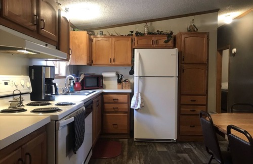 Moravia Cabin | Rathbun Lake, Deer Run Rental, & Fully Furnished Cabin!