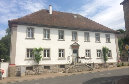 Volkach Apartment | Rathswohnung im ehemaligen Schul- und Rathaus Obervolkach