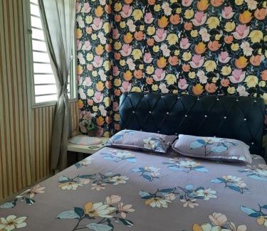 Bandar Puncak Alam Apartment | Ratu Musleem Homestay