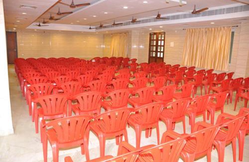 Kumbakonam Hotel | Raya's Grand