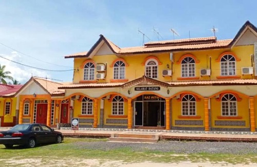Marang Hotel | RAZ HOTEL PANTAI PERANGINAN KELULUT