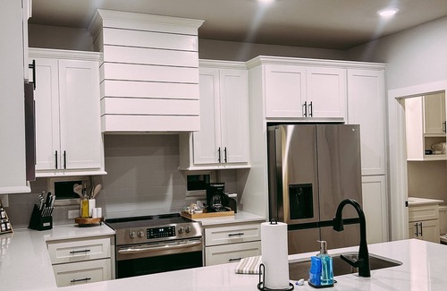 Fayetteville House | Razorback Haven! Walk to Baum & 5 min to Dickson. Brand new property!