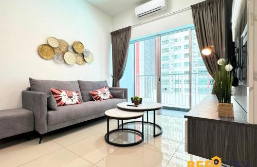 Salak South Apartment | RC Residence Salak South Family Suite w Pool View
