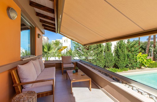 Kato Galatas Villa | Rea's Sea House with private pool (10m x 4m)