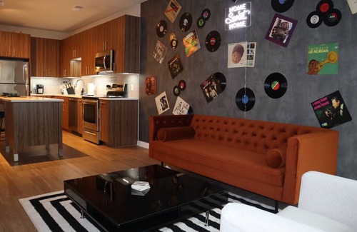 Fairfax Apartment | Ready, Set,Stay! 1bed | Fairfax | Free Parking & Wifi