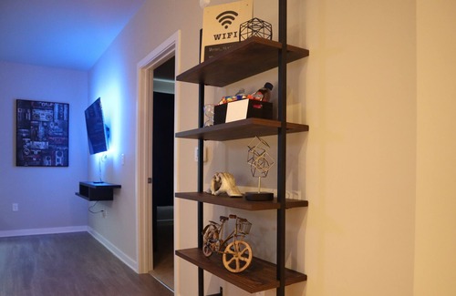 Fairfax Apartment | Ready, Set,Stay! 1bed | Fairfax | Free Parking & Wifi