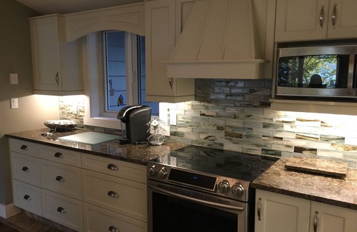 Eagle Bay House | Really beautiful Lakefront Home !