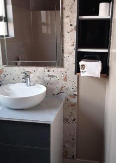 Maputsoe House | Rearabetsoe Guest house