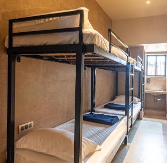 Prabhadevi Hotel | Reay Road Residency Hotel