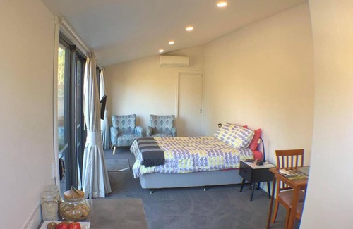 Acton Park Bed & Breakfast | REBS B@B