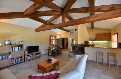 Mons House | Recently built villa in olive grove