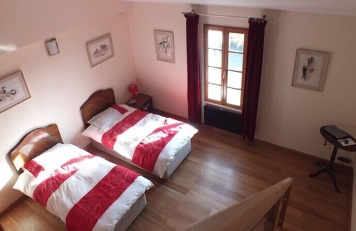 Mareuil-Sur-Lay-Dissais House | Recently Built Hillside House on the edge of a small town in South Vendee