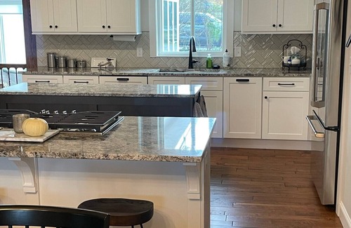 Kernersville House | Recently Renovated Home - Furniture Market, HPU, Wake Forest, Greensboro & more!