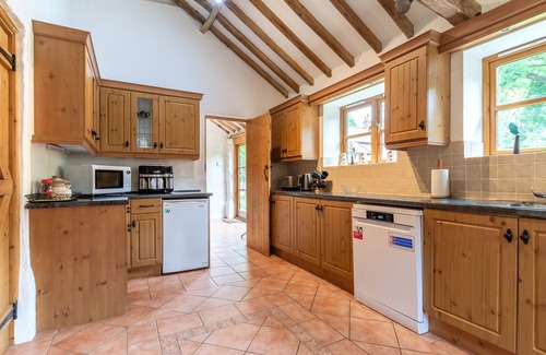 Hethel House | Rectory Barn - Three Bedroom House, Sleeps 6
