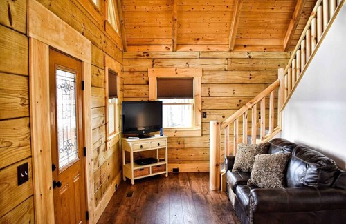 Greenville House | Red Bud at Grandview Cottages