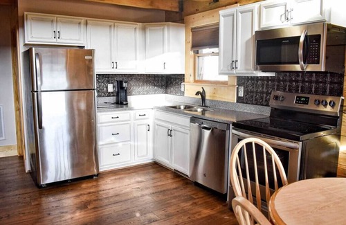 Greenville House | Red Bud at Grandview Cottages