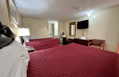 Pulaski Hotel | Red Carpet Inn Pulaski