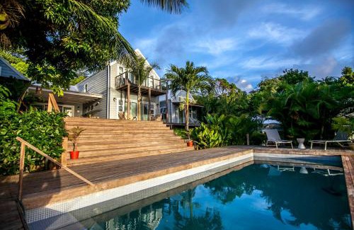 Mahe Island Apartment | Red Coconut Self-Catering