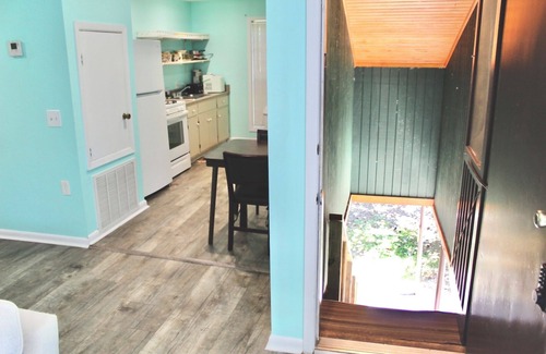 Perkinston House | Red Creek Getaway 2 houses on 500 acres, with hot tub and access to 5 sandbars!