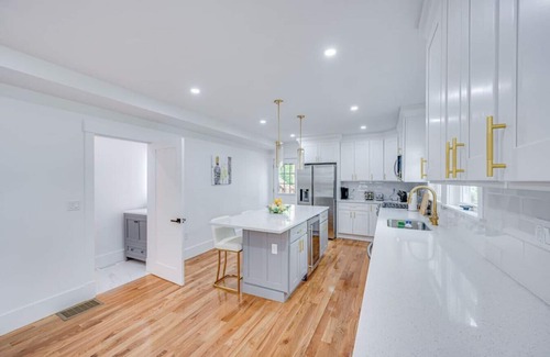 Milton House | Red Door Oasis 5mins to Boston