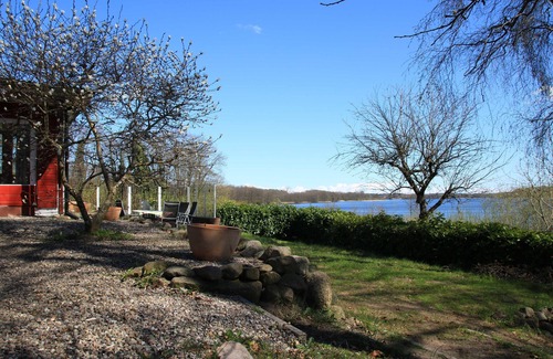Alt Duvenstedt House | RED Holiday home at the Bistensee - Holiday home Frick