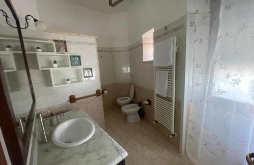 Civitavecchia Apartment | Red House- Accogliente appartamento vicino al porto