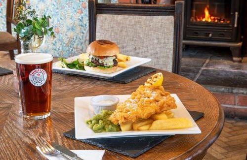 Wybunbury Bed & Breakfast | Red Lion Inn Wybunbury