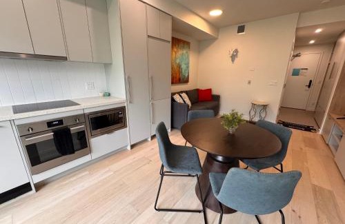 Rossland Apartment | RED Mountain Suite