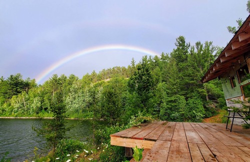 Washagami Cabin | Red Pine Cabin at Pine Falls Lodge