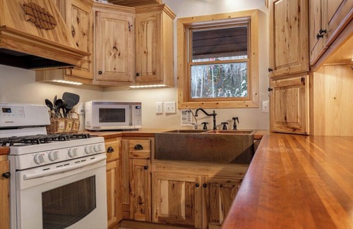 Bigfork Cabin | Red Pine Refuge - Two Bedroom, Two Bathroom with Loft, Private Lakefront Home