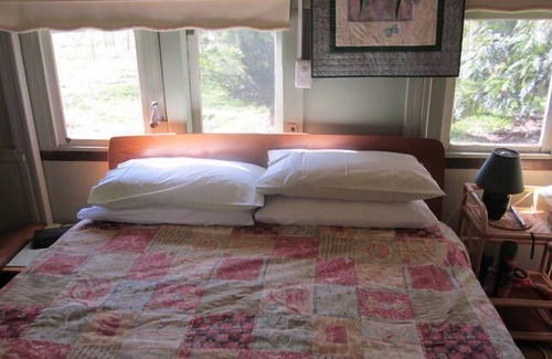 Boorhaman Bed & Breakfast | ' Red Rattler Retreat ' The Best B and B Experience in the North East of Vic.