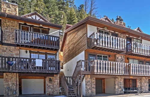 Red River House | Red River Home w/2 Balconies - 1 Block to Main St