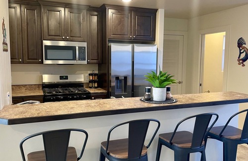 Moab South Valley House | Red Rock Views! I Pool & Hot Tub I Trailer Parking I Bike Storage