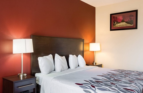Dumas Hotel | Red Roof Inn Dumas