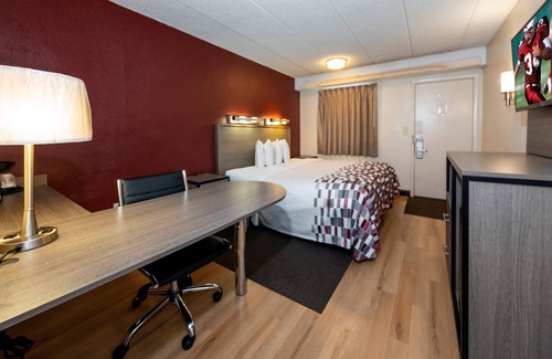 Edison Hotel | Red Roof Inn Edison