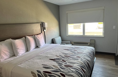 Georgetown Hotel | Red Roof Inn Georgetown, KY