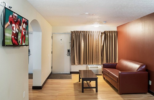 Indianapolis Hotel | Red Roof Inn Indianapolis East