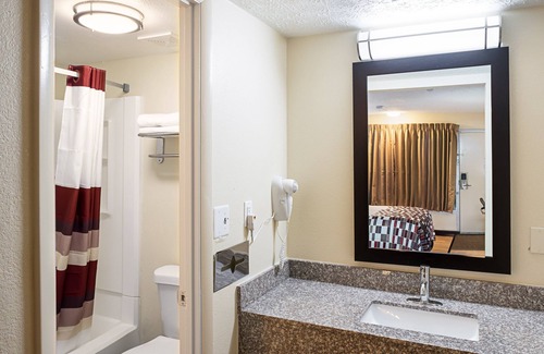 Indianapolis Hotel | Red Roof Inn Indianapolis East